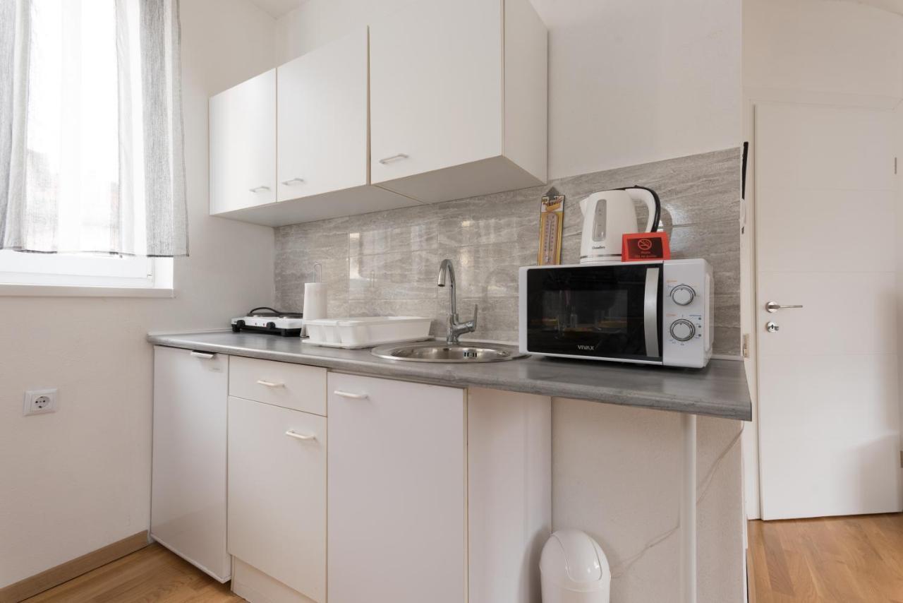 Apartmani Kod Marka Пожега Екстериор снимка